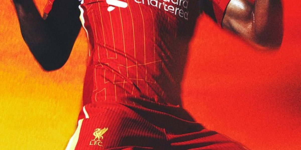 Retro uitziend Liverpool thuisshirt 2024-2025